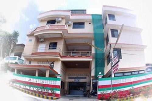 Penguin Hotel Kawthaung