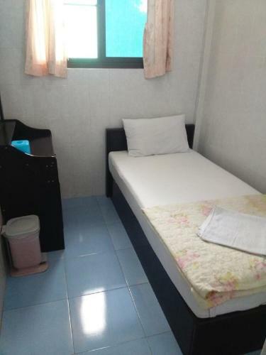 Penguin Hotel Kawthaung