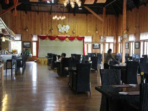 Hotel Royal Nadi Resort