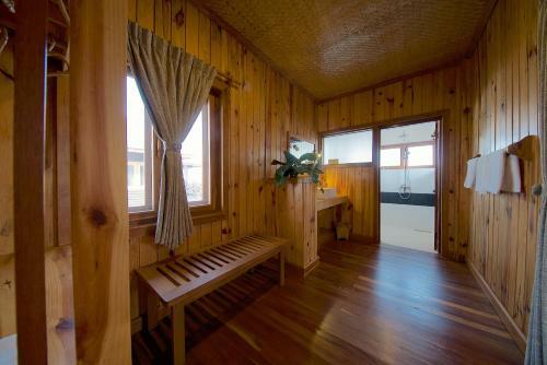 Lodge The Inle Sanctuary,phayartaung