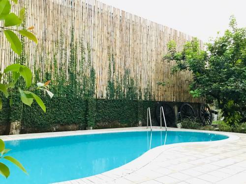 Golden Dream Hotel