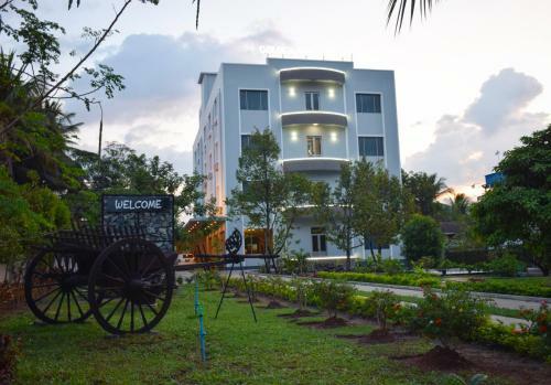 Golden Dream Hotel