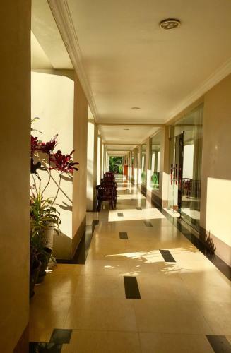 Mawlamyaing Strand Hotel