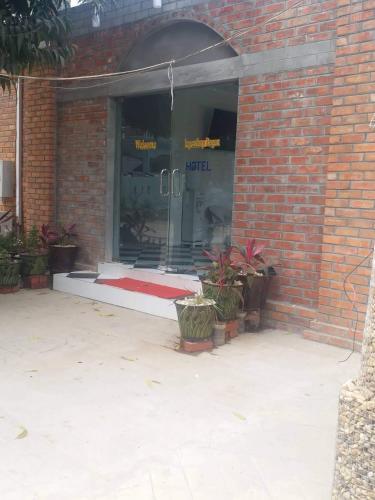 Hostal Legendary Bagan Hotel