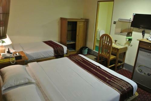 Grand Empire Hotel