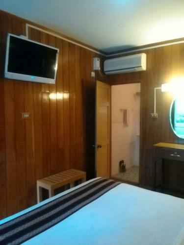 Green Land Motel