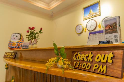 Hostal Lwin Bagan Motel