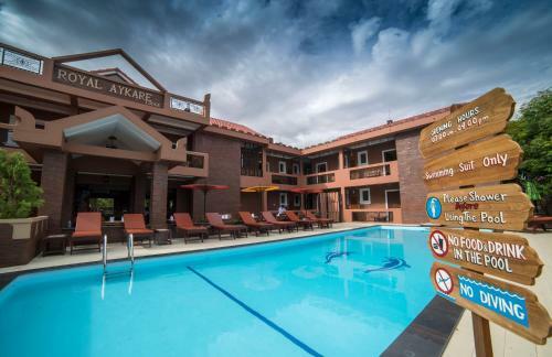 Hotel Royal Aykare Lodge