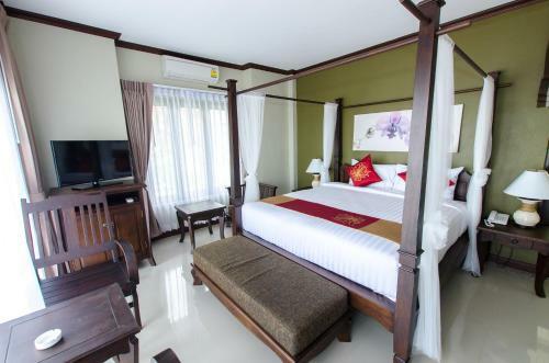 Victoria Cliff Hotel & Resort