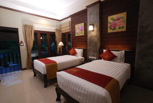 Victoria Cliff Hotel & Resort