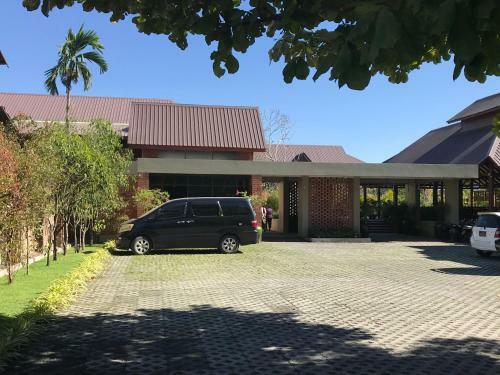 Shwe Mi Hotel
