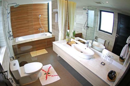 Hotel Ss Aung Ban