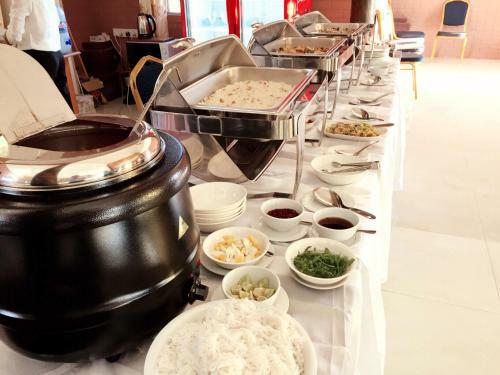 Cherry Bagan Hotel