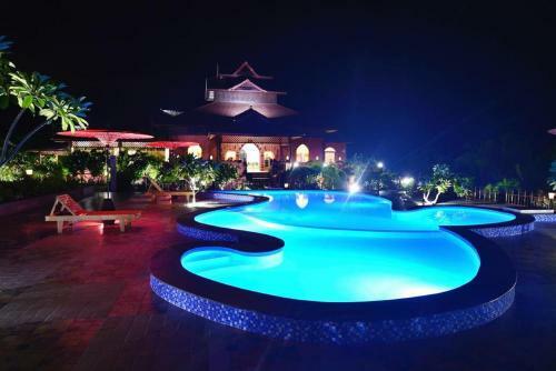 Cherry Bagan Hotel