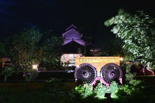 Cherry Bagan Hotel