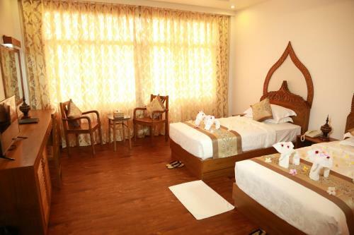 Gracious Bagan Hotel