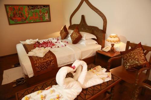 Gracious Bagan Hotel
