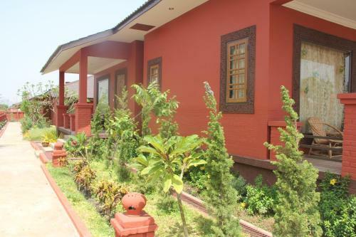 Gracious Bagan Hotel