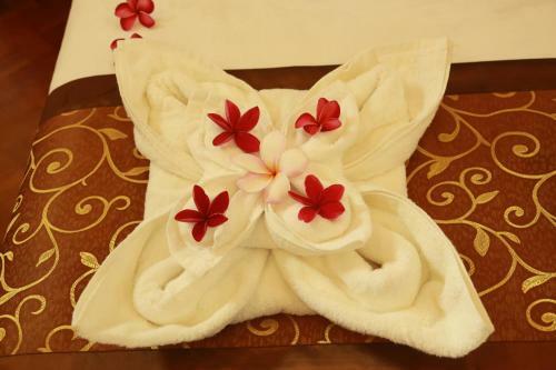 Gracious Bagan Hotel