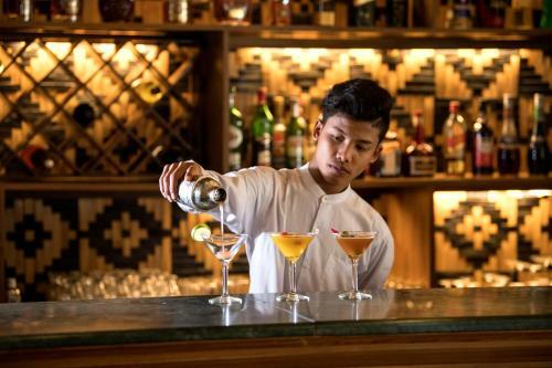 Gracious Bagan Hotel