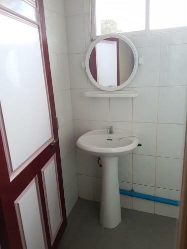 Hostal Yamin Guest House - Burmese Only
