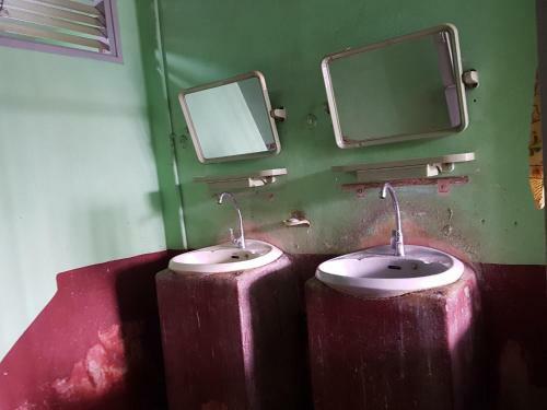 Hostal Yar Pyae Guest House - Burmese Only