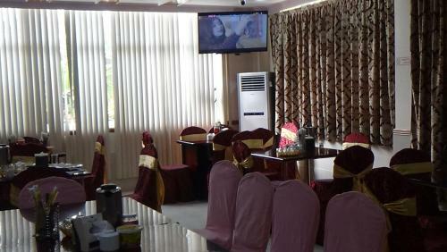Man Thi Tar Hotel