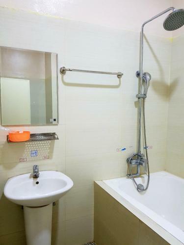 Man Thi Tar Hotel