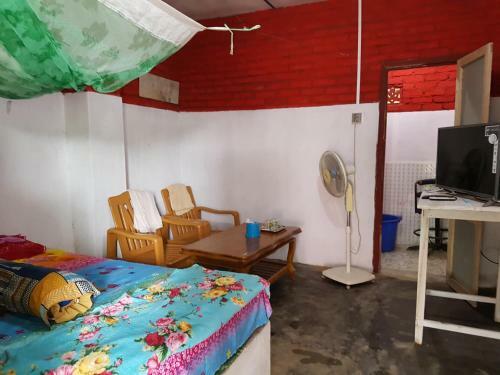 Hostal Taw Win Pan Guest House-burmese Only
