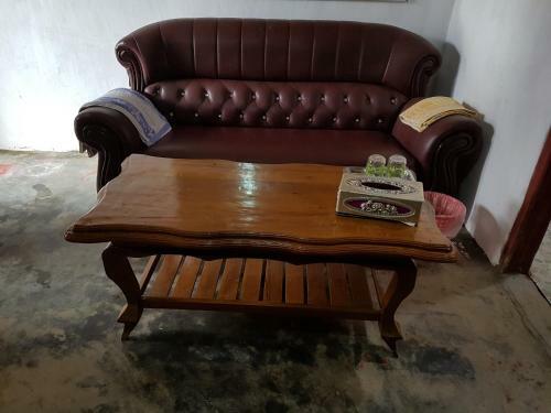 Hostal Taw Win Pan Guest House-burmese Only
