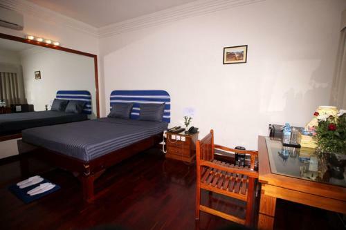 Myanmar Life Hotel