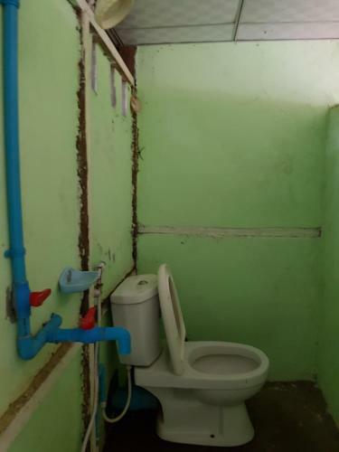 Hostal Eden Guest House-burmese Only