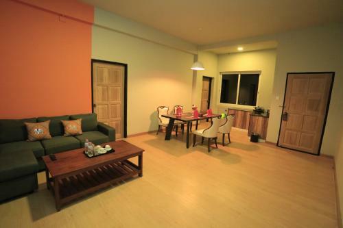 Aparthotel Wh Hotel & Service Apartment
