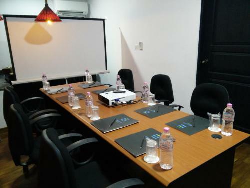 Aparthotel Wh Hotel & Service Apartment