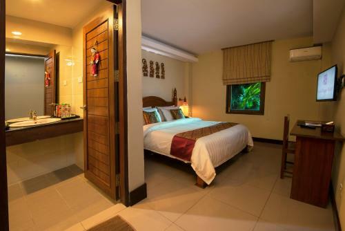 Royal Bagan Hotel