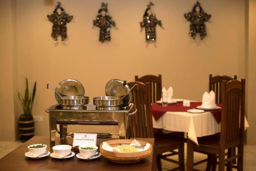 Royal Bagan Hotel