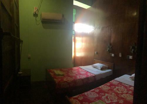 Hostal Golden Myanmar Guest House