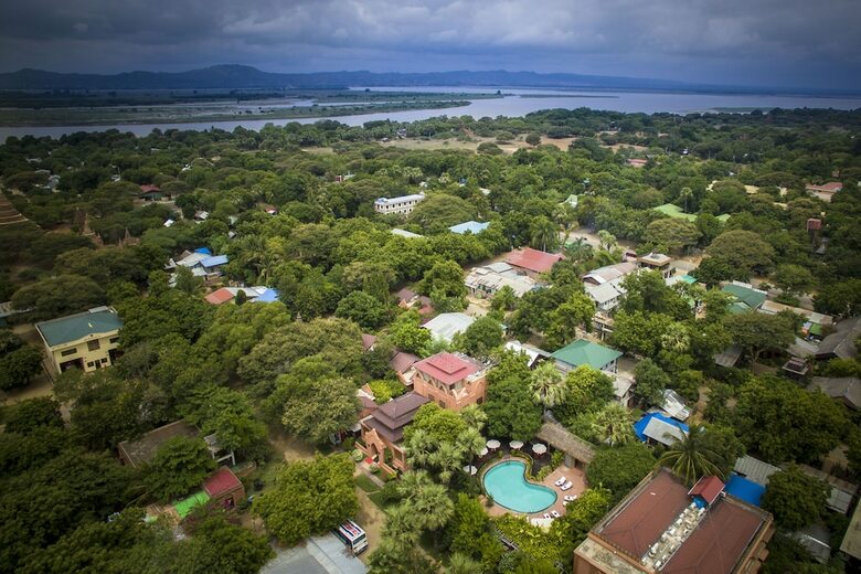 Shwe Yee Pwint Hotel