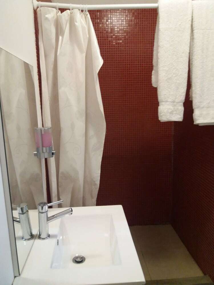 Hostal Liv Inn Guest House