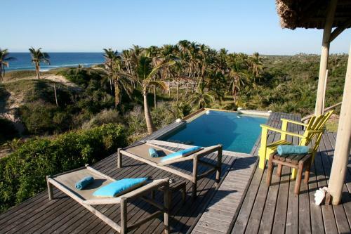 Travessia Beach Lodge