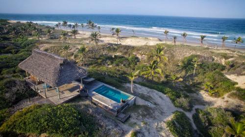 Travessia Beach Lodge