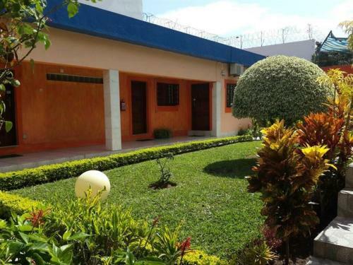 Bed & Breakfast Acacia Guest House