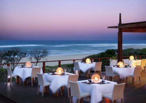 Hotel White Pearl Resorts