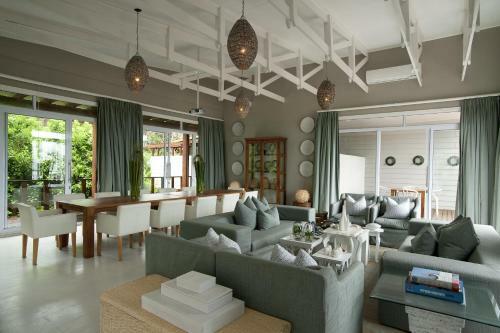 Hotel White Pearl Resorts