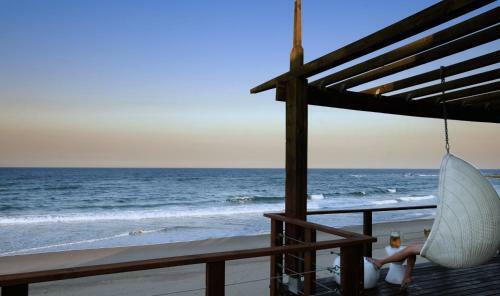Hotel White Pearl Resorts