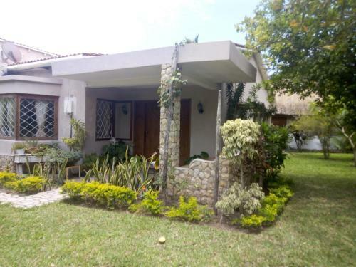 Gee's House