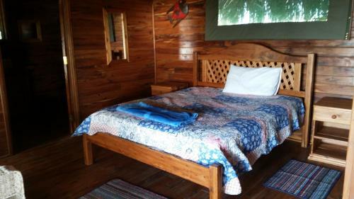 Pura Vida Lodge
