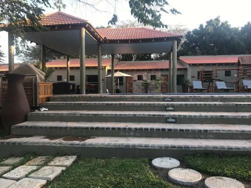Hotel Ossanzaia Bilene Lodge