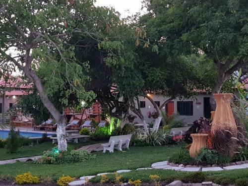 Hotel Ossanzaia Bilene Lodge