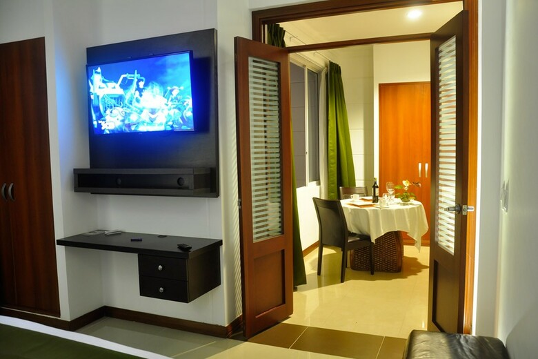 Hotel Serenity Suites